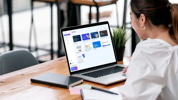 Marketing team using Dreamwriter